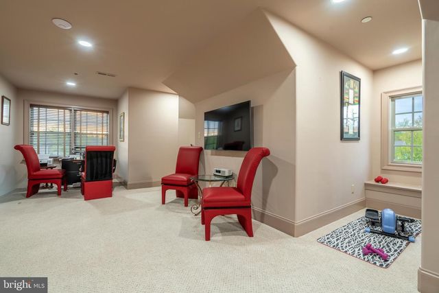 301 JULIAN CT, Plymouth Meeting, PA 19462