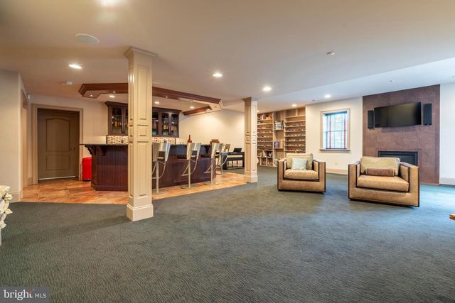 301 JULIAN CT, Plymouth Meeting, PA 19462