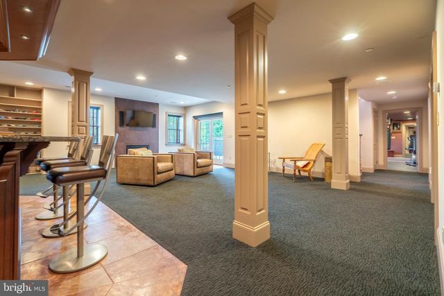 301 JULIAN CT, Plymouth Meeting, PA 19462