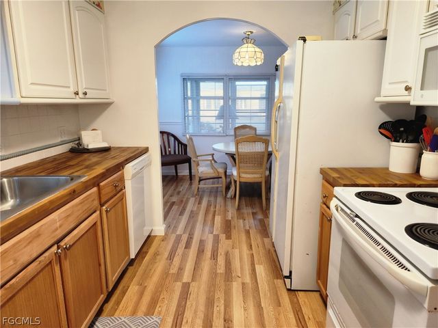 14507 Plymouth BEND, North Fort Myers, FL 33917