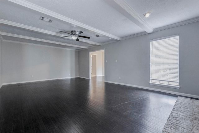 1622 Elk River Road, Houston, TX 77090