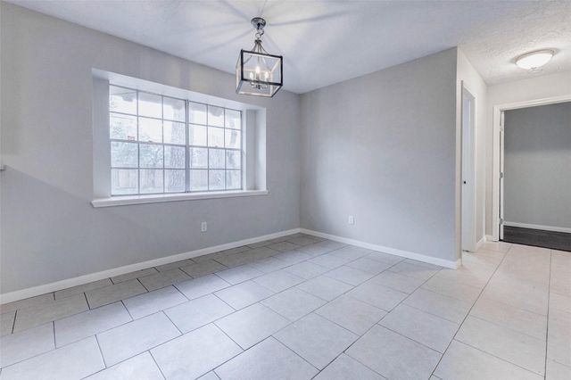 1622 Elk River Road, Houston, TX 77090