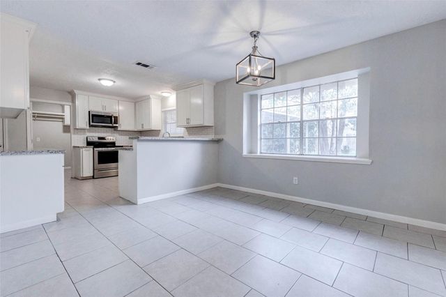 1622 Elk River Road, Houston, TX 77090