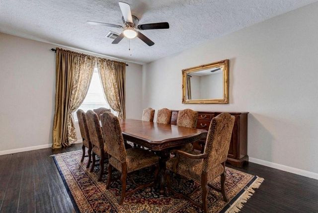 1622 Elk River Road, Houston, TX 77090