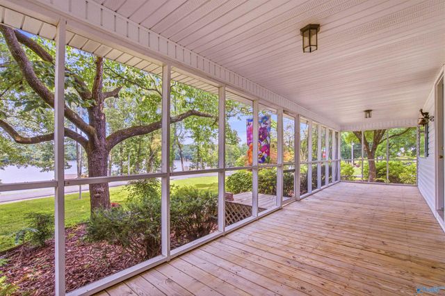 19578 Riverside Street, Athens, AL 35611