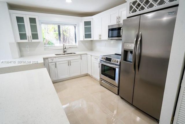 1622 NW 1st Ave 1, Miami, FL 33136