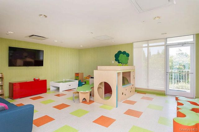 40-22 College Point Boulevard 6H, Flushing, NY 11354