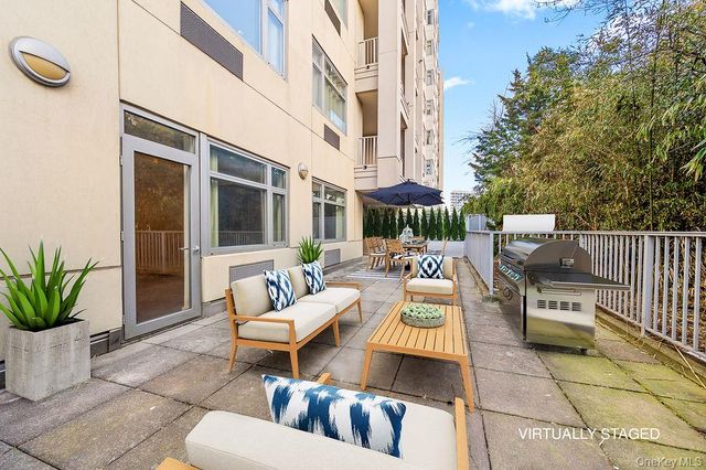 40-22 College Point Boulevard 6H, Flushing, NY 11354