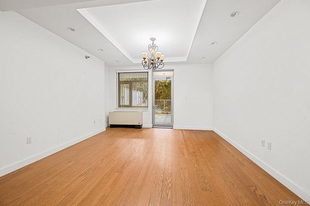 40-22 College Point Boulevard 6H, Flushing, NY 11354