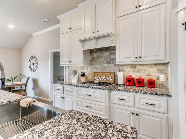 10808 NW 8th Street, Yukon, OK 73099