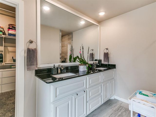 10808 NW 8th Street, Yukon, OK 73099