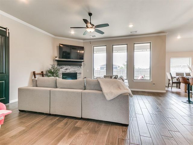 10808 NW 8th Street, Yukon, OK 73099