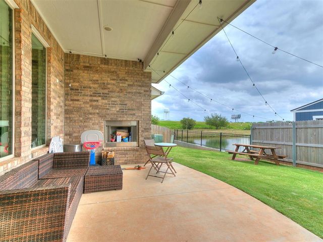 10808 NW 8th Street, Yukon, OK 73099