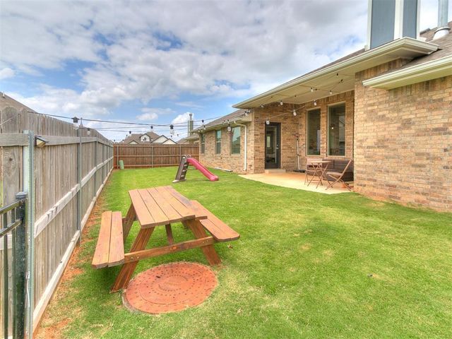 10808 NW 8th Street, Yukon, OK 73099