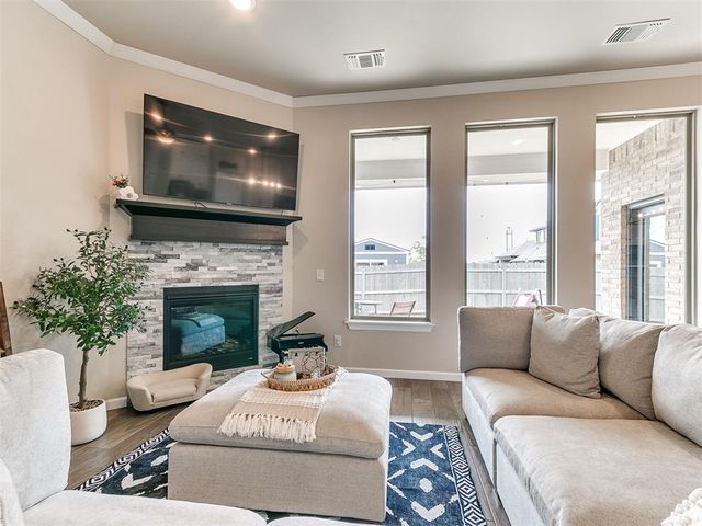 10808 NW 8th Street, Yukon, OK 73099