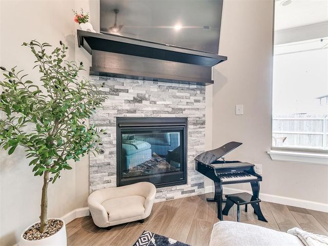 10808 NW 8th Street, Yukon, OK 73099