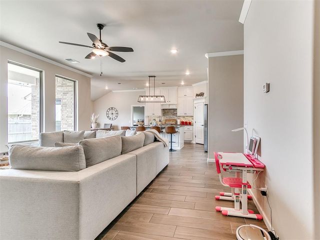 10808 NW 8th Street, Yukon, OK 73099