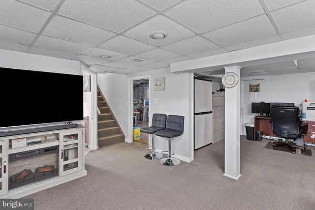 9 ABBEY PL, Hamilton, NJ 08610