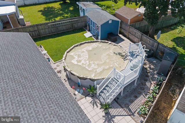9 ABBEY PL, Hamilton, NJ 08610
