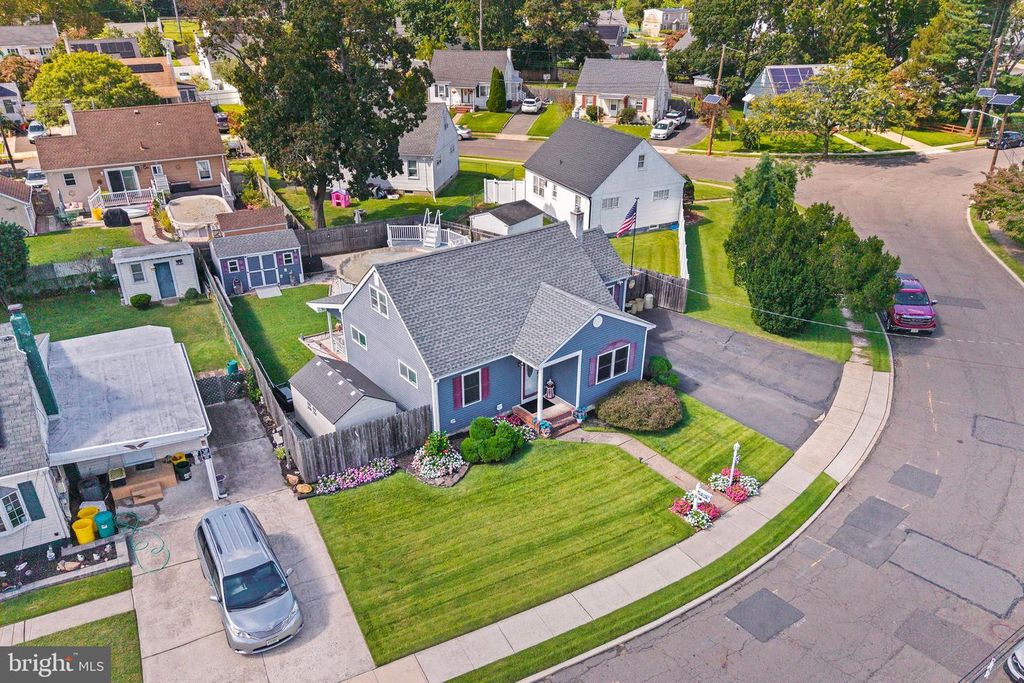 9 ABBEY PL, Hamilton, NJ 08610 — photo 3