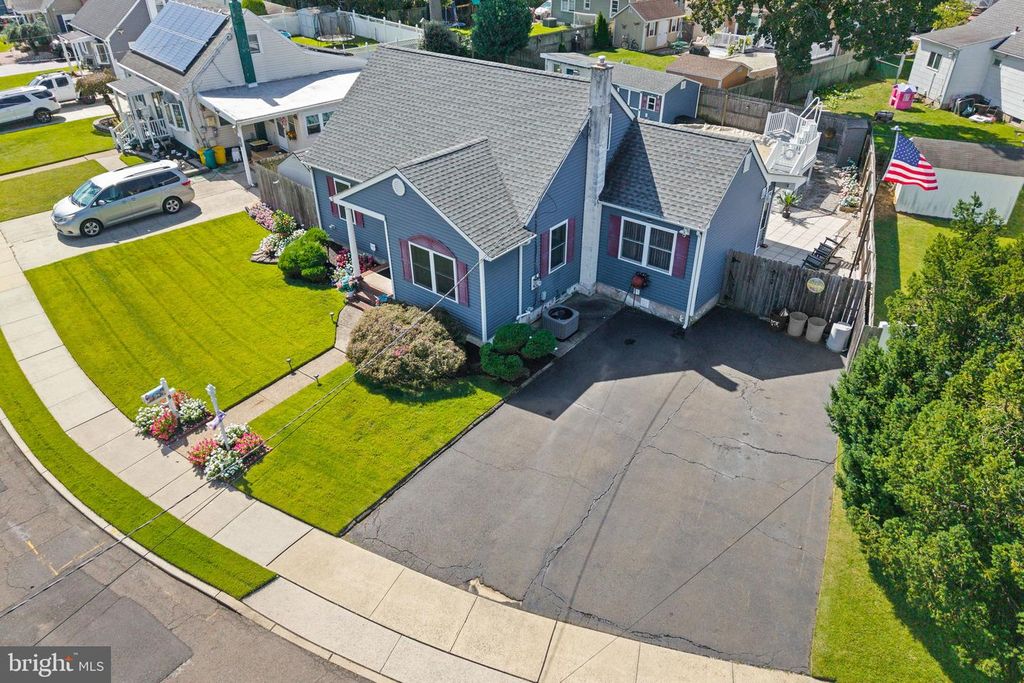9 ABBEY PL, Hamilton, NJ 08610 — photo 4