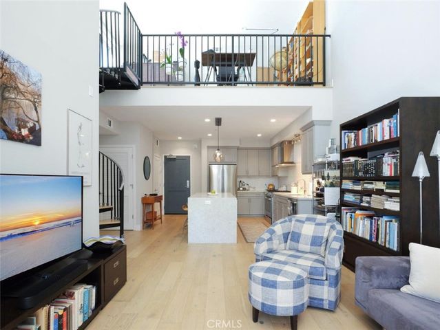 1920 S Pacific Coast 304, Redondo Beach, CA 90277