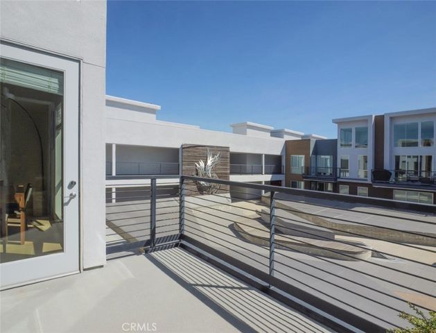 1920 S Pacific Coast 304, Redondo Beach, CA 90277