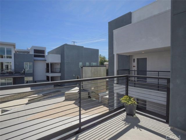 1920 S Pacific Coast 304, Redondo Beach, CA 90277