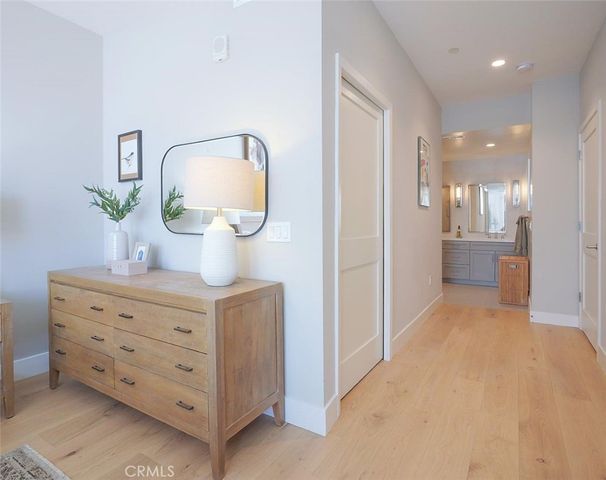 1920 S Pacific Coast 304, Redondo Beach, CA 90277