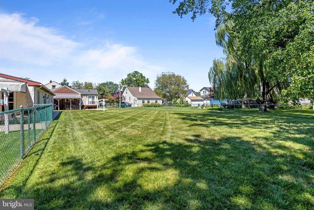 1121 SCOTT AVE, Upper Chichester, PA 19061