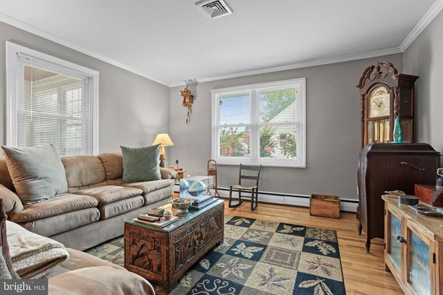 1121 SCOTT AVE, Upper Chichester, PA 19061