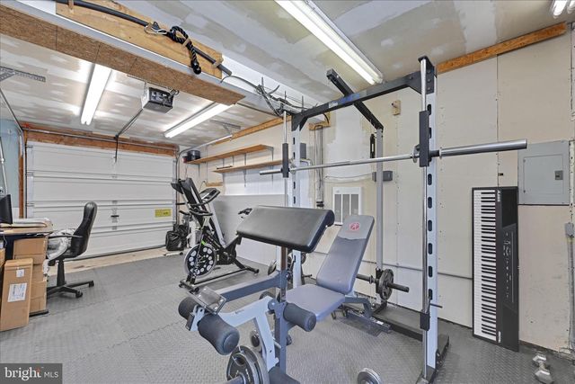 1030 STELLAR DR, Mount Joy, PA 17552