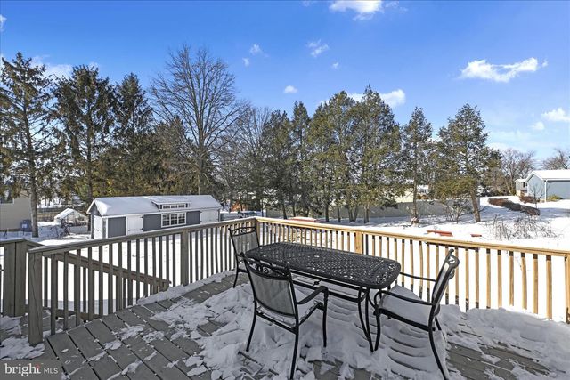 1030 STELLAR DR, Mount Joy, PA 17552