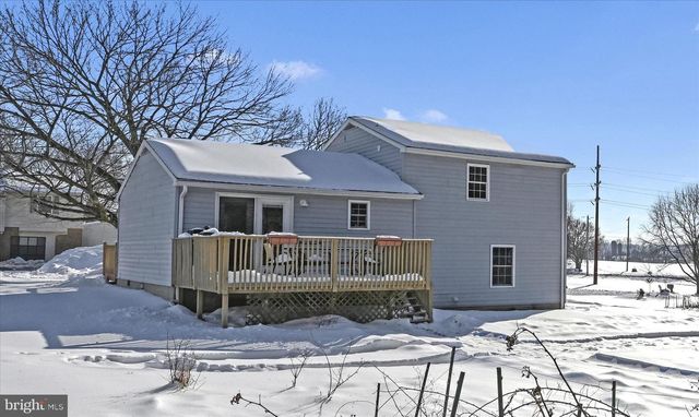 1030 STELLAR DR, Mount Joy, PA 17552