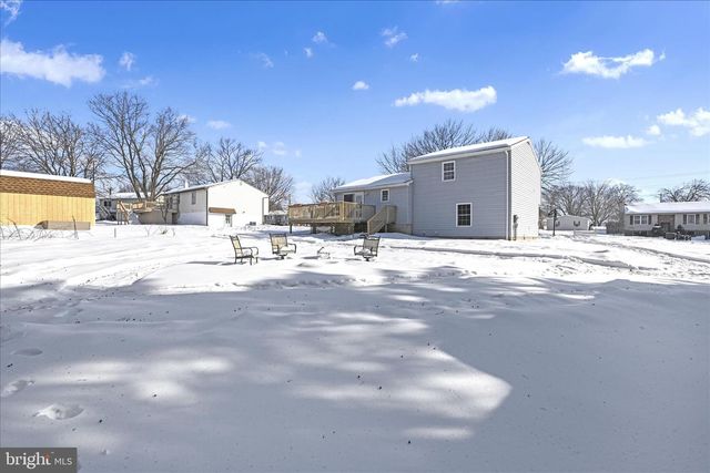 1030 STELLAR DR, Mount Joy, PA 17552