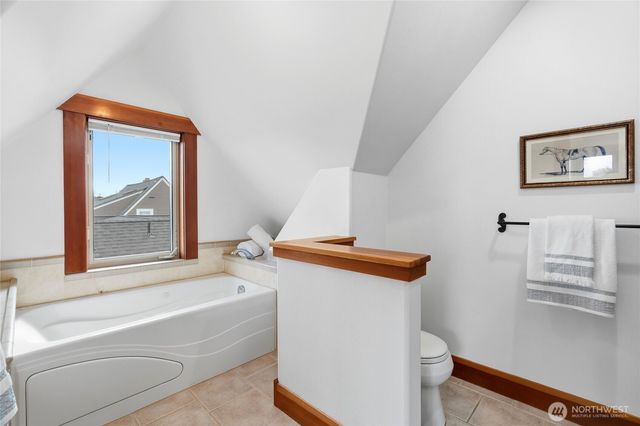 4418 Eastern Avenue N, Seattle, WA 98103