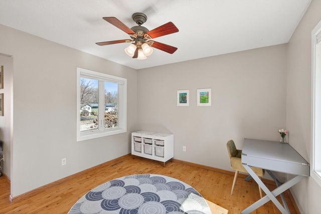 14715 39th Avenue N, Plymouth, MN 55446