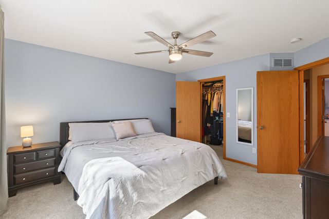 14715 39th Avenue N, Plymouth, MN 55446