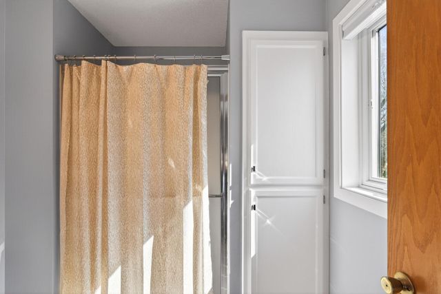 14715 39th Avenue N, Plymouth, MN 55446