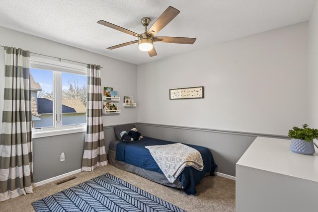 14715 39th Avenue N, Plymouth, MN 55446