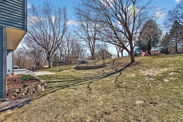 14715 39th Avenue N, Plymouth, MN 55446