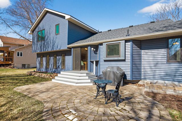 14715 39th Avenue N, Plymouth, MN 55446