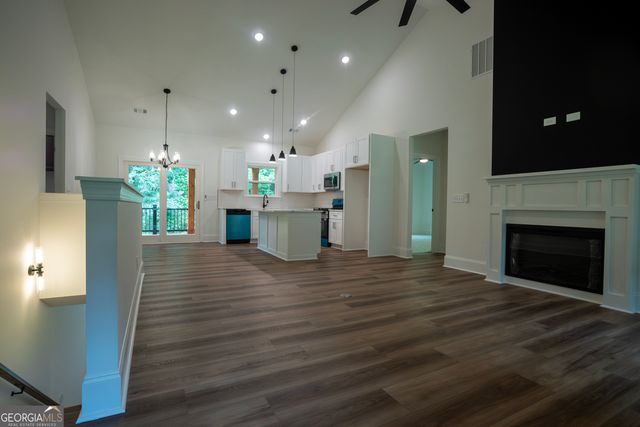 185 Country Lake Drive, Mcdonough, GA 30252