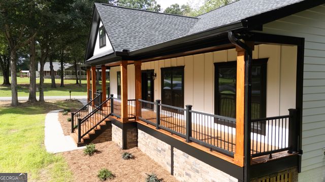 185 Country Lake Drive, Mcdonough, GA 30252