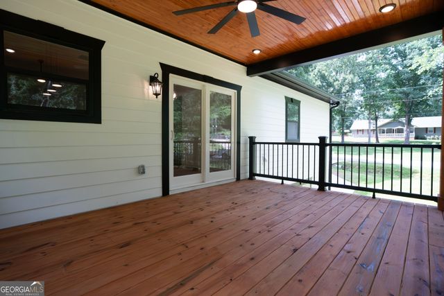 185 Country Lake Drive, Mcdonough, GA 30252