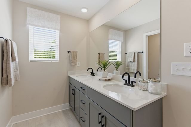1323 Stubblefield Aly, Nashville, TN 37218
