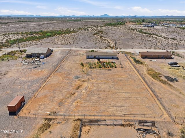 37636 W MINNEZONA Avenue, Tonopah, AZ 85354