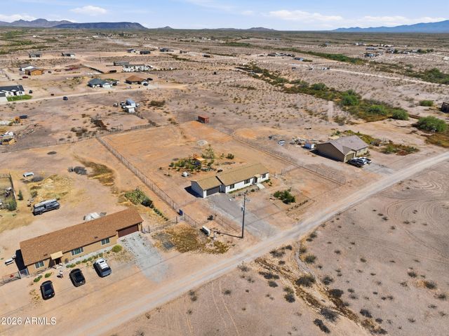 37636 W MINNEZONA Avenue, Tonopah, AZ 85354