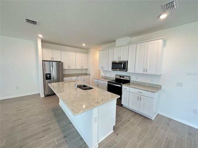 2262 HUNTSMAN RIDGE ROAD, Minneola, FL 34715