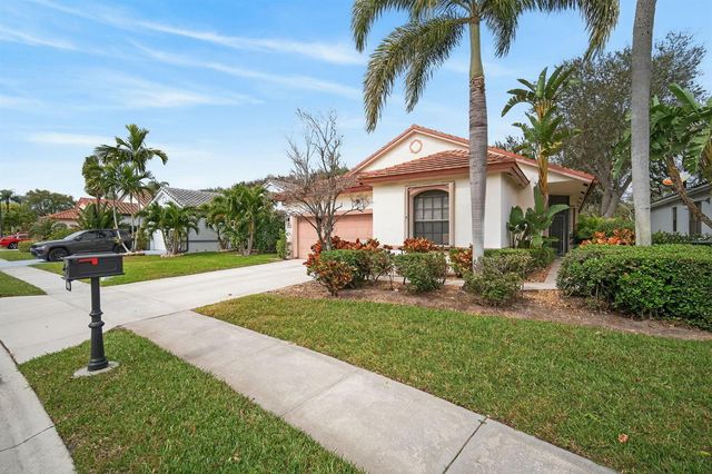 10056 Lexington Circle N, Boynton Beach, FL 33436